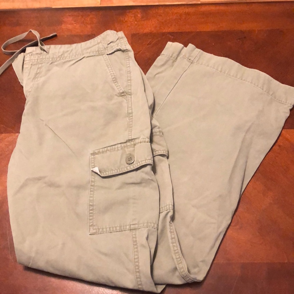 Green cargo style pants